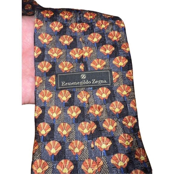 Ermenegildo Zegna Orange & Black Shell Print Handmade Neck Tie - Picture 2 of 7
